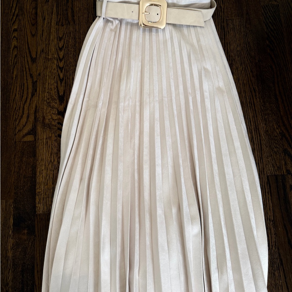 Zara Cream Pleated Midi Skirt - Picture 2 of 3